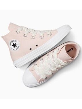 NWB Converse CTAS Women's Crochet Laces Sneakers 9 Pink Coquette Grandmacore